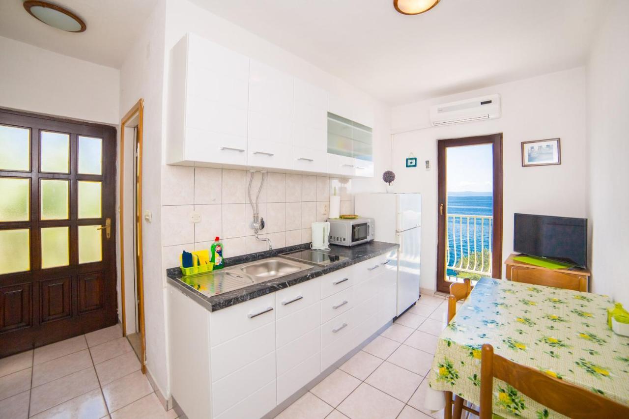 Apartment With Sea View Close To The Beach Promajna Exterior foto