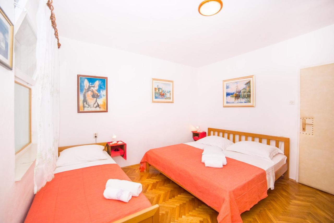 Apartment With Sea View Close To The Beach Promajna Exterior foto